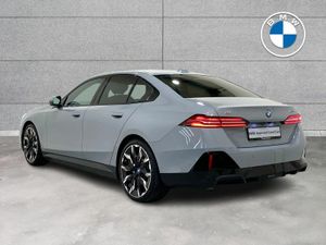 BMW i5 eDrive40 M Sport Saloon - Image 3