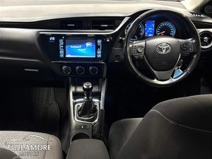 Toyota Corolla 1.33 Luna - Image 2