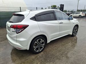 2016 Honda Vezel  Hybrid Automatic - Image 3