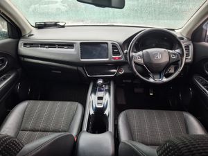 2016 Honda Vezel  Hybrid Automatic - Image 4