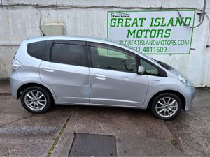 Honda Fit GP1 CVT HYBRID 5DR AUTO DAA-GP1 - Image 2