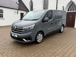2023 Renault Trafic Sport 150bhp SWB 150bhp - Image 3