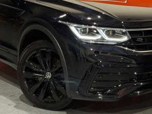 Volkswagen Tiguan BLACK EDITION TSI DSG #61 - Image 4