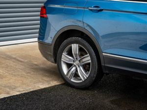 Volkswagen Tiguan Allspace MATCH TDI 4MOTION DSG - Image 3