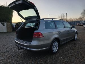 Mint Volkswagen Passat 2014 - Image 3