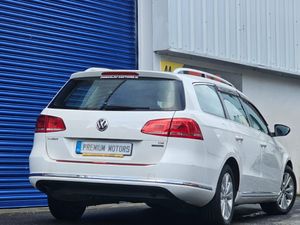 Volkswagen Passat Automatic - Image 3