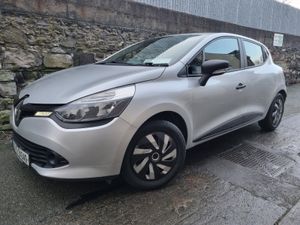 Renault Clio 2015 Perfect First Car - Image 4