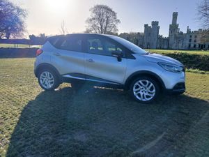 Renault Captur 2016 long tax & Test - Image 2