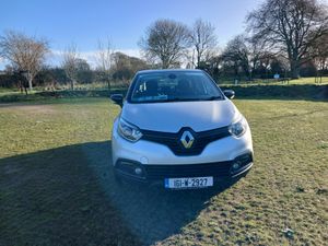 Renault Captur 2016 long tax & Test - Image 4