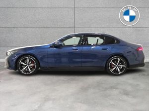 BMW 5-Series 530e M Sport Pro Saloon - Image 4