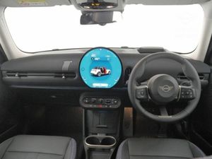 Mini Cooper Cooper C 5 Door - Image 4