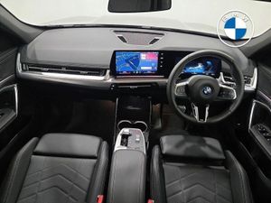 BMW iX1 eDrive20 M Sport - Image 4