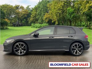 Volkswagen Golf 2.0 TDI LIFE 5DR // UPGRADED ALLOY - Image 4