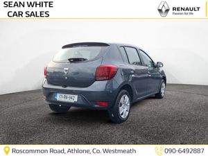 Dacia Sandero SIGNATURE 1.5 DCI 90 P 4DR - Image 4