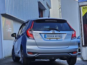 Honda Fit Hybrid - Image 4