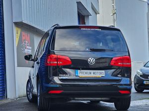 Volkswagen Touran Automatic - Image 3