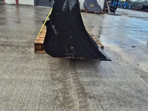 HD Tractor Euro Buckets - Image 2