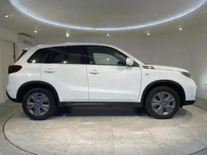 Suzuki Vitara 1.4 Boosterjet Mild Hybrid Motion 5 - Image 4
