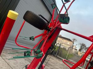 Kverneland 4 Rotar Tedder - Image 4