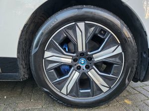 2022 BMW IX XDRIVE40 M-SPORT. - Image 4