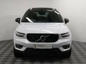 Volvo XC40 h T4 R-Design - Image 2