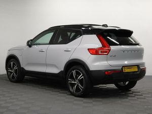 Volvo XC40 h T4 R-Design - Image 4