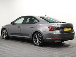 Skoda Superb TDI SportLine Plus - Image 4