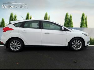 Ford Focus 1.5 TDCi 95PS Titanium - Image 3