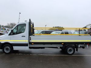 2021 Mercedes-Benz Sprinter 315 LWB S/Cab Dropside - Image 2