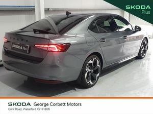 Skoda Superb Sportline - Rear Heated Seats (From € - Image 3