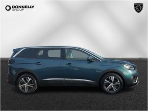 Peugeot 5008 Diesel Estate Allure - Image 4
