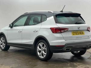 SEAT Arona Hatchback FR - Image 3