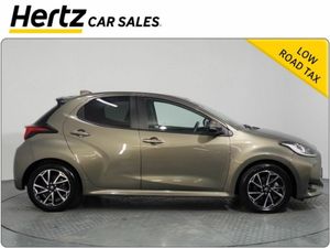 Toyota Yaris DESIGN HEV CVT 1.5 Petrol Automatic - Image 4
