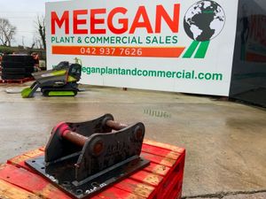 HAMMER / BREAKER CRADLE.....65mm PINS.....389f. - Image 2