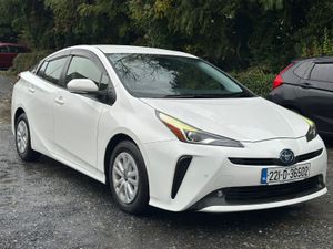 TOYOTA PRIUS 2022 TAXI PLATE AVAILABLE ON RENT - Image 3