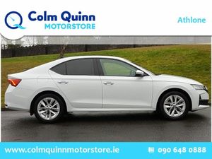 Skoda Octavia Selection 2.0TDI 115HP *Manufacturer - Image 3