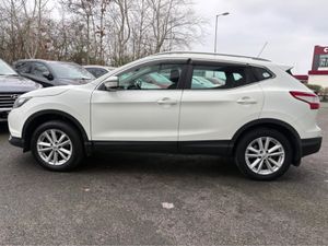 Nissan Qashqai 1.5 Diesel SV - Image 4