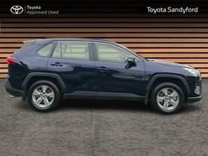 Toyota RAV4 LOW MILEAGE RAV4 HYBRID AUTO - Image 3