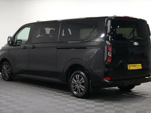 Ford Tourneo Custom 320 EcoBlue Titanium Luxe Auto - Image 4