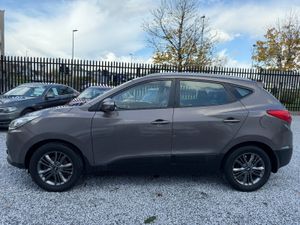 2014 (142) Hyundai IX35 1.7 CRDI Executive 2WD 115 - Image 4