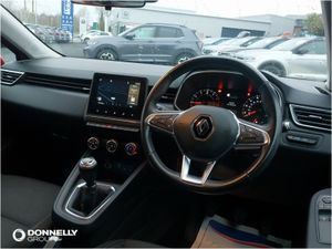 Renault Clio Hatchback Iconic - Image 4