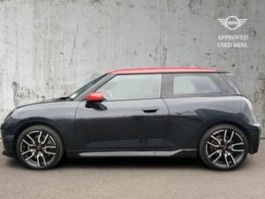 Mini Cooper Cooper E - Image 4