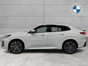 BMW iX2 eDrive20 M Sport - Image 4