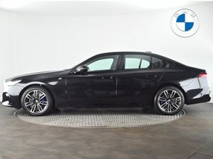 BMW 5-Series 520i M Sport Saloon - Image 3