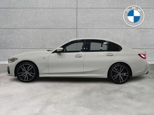 BMW 3-Series 330e M Sport Saloon - Image 3