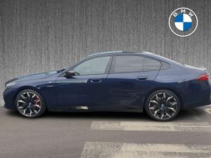 BMW i5 M60 Saloon - Image 4