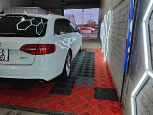 132 Audi A4 Avant S-Line Estate - Image 4