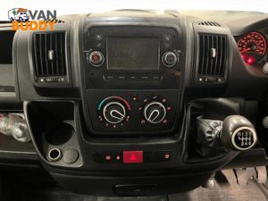 Citroen Relay 2.2 Extra High Roof Panel Van - Image 4