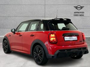 Mini Cooper 5-Door Cooper S Sport - Image 3