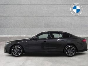 BMW 5-Series 530e M Sport Saloon - Image 4
